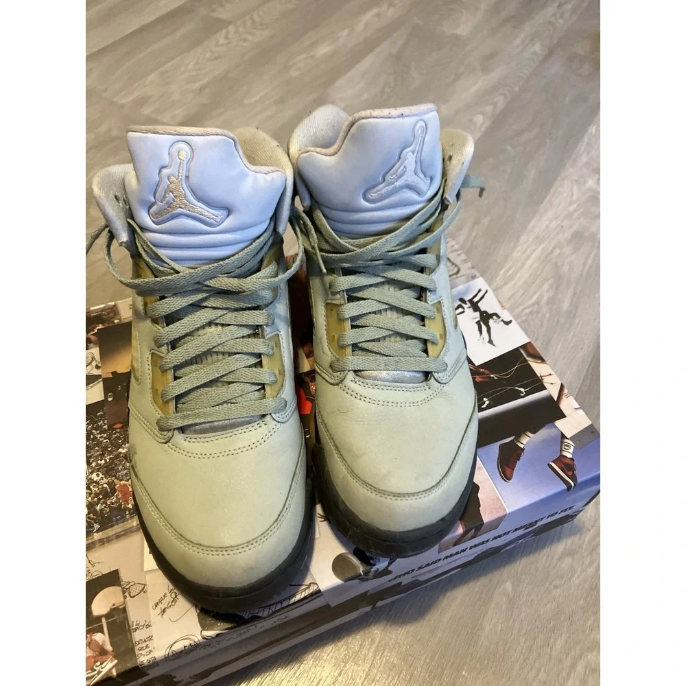 Jordan 5 Retro Lightning trainers in white and green Men Size 10.5